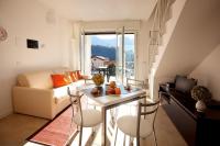 Apartment mit Balkon