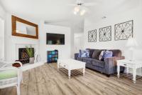 Sandy Pelican - B&B Destin