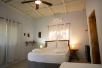 Camera Tripla Deluxe 