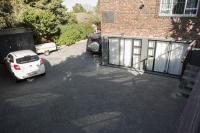 Peaceful 1-bedroom flatlet, 10 min from the beach - B&B