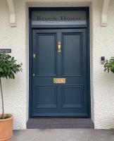 Luxury Group Celebration House with Hot Tub & Bar! - B&B