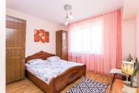 B&B Almatý - Двухкомнатная квартира Достык Омарова. - Bed and Breakfast Almatý