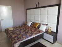 Yellow apartment in the center of Bishkek - Chambres d'hôtes Bichkek