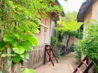 Fundee Story Guesthouse Bamboo House in Chiang mai old town - Chambres d'hôtes Chiang Mai