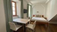 Studio double bed