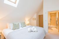 The Loft at Emperor Court by Bloom Stays - Bed and Breakfast