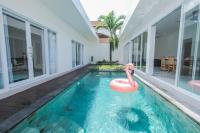 Villa Akmali Seminyak Drupadi 2 Bedrooms w/Pool 5mins to Beach - Chambres d'hôtes Seminyak