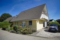 nah am Meer, Meerblick, gratis Nutzung vom AHOI Erlebnisbad und Sauna in Sellin - Haus Inselblick FeWo 03 - Chambres d'hôtes Ostseebad Göhren