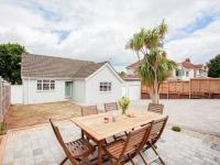 B&B Torquay - HONEYBROOK - Cosey detached home, modern, spacious - Bed and Breakfast Torquay