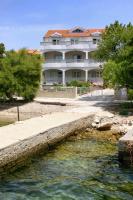 B&B Brodarica - Apartments by the sea Brodarica, Sibenik - 4195 - Bed and Breakfast Brodarica