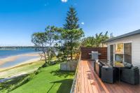 B&B Iluka - Omaroo Prestige Waterfront - Bed and Breakfast Iluka