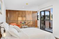 Stunning Warehouse Pad - Moments from the Waterfront - B&B Hobart