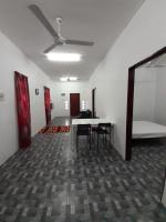 Homestay Idaman B B with 2 room aircond 2 Quen Bed and Not Sharing Room -Privacy - B&B Kuala Terengganu