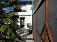 Logement entier, proche hyper centre, 2 étoiles SANS SPA - Ferienwohnung