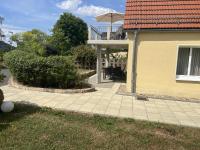 Apartamento con vistas al jardín