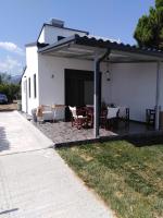 B&B Trápeza - Σπίτι με σοφίτα μπροστά στη θάλασσα - Bed and Breakfast Trápeza