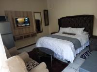 Mighty7 Bed and Breakfast Guesthouse - B&B Pretoria