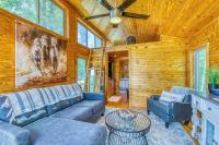 The Gemini-a dreamy, waterfront tiny cabin - Bed and Breakfast Rogersville