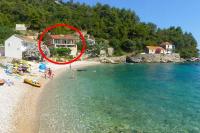 B&B Gdinj - Seaside secluded apartments Cove Skozanje, Hvar - 5713 - Bed and Breakfast Gdinj