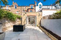 Elegant London Stay - 2BR with Garden in Battersea - Chambres d'hôtes Londres