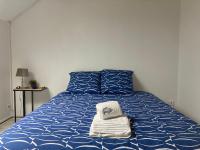 B&B Rethel - LE STUDIO COLBERT - plein centre à petit prix - - Bed and Breakfast Rethel