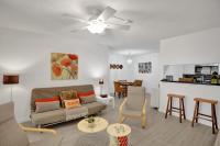 B&B Aventura - Yacht Club Newly renovated parking included - Bed and Breakfast Aventura