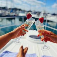 Y-Knot-Two Bedroom Luxury Motor Boat In Lymington - Ferienwohnung