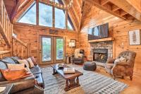 Pigeon Forge Cabin with Amazing Mountain Views! - B&B