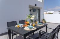 Apartment Family 1 Beachfront Corralejo By Holidays Home - Chambres d’hôtes