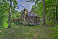 Secluded Leesburg Retreat with Private Hot Tub! - B&B