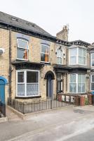 Art-Filled Bohemian 1 Bedroom Apt 2 Beds Colourful Praise Inn Apartment - Chambres d'hôtes Kingston-upon-Hull