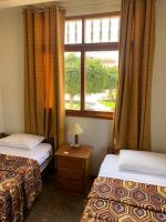 Chambre Lits Jumeaux avec Salle de Bains Privative