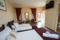 Basic Triple Room