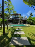Villa Ruby - 3 Bedroom private Villa with a pool - B&B Canggu