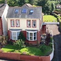 B&B Caerphilly - Ty Castell Guest House - Bed and Breakfast Caerphilly