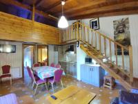 Chalet Esmeralda 3 d y 2 baños ZAFIRO LAGUNAZO Parque Natural Rio Mundo Riopar - Chambres d'hôtes Riópar