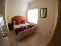 Elegant Quays Waterfront One Bedroom Apartment - B&B