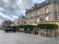 Ay central - Ferienwohnung Ay