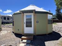 Bristlecone Yurt at Aspen Ridge Cabins - B&B
