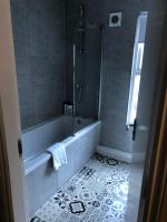 Beautiful historic 1870 home fully renovated & modernised - Bed and Breakfast Belfast