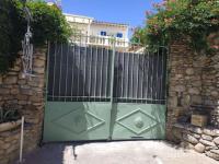 Studio à Le Boulou centre ville- pour 2 - petit prix- Juillet-aout réservation d'1 semaine minimum-check in 17-19h - Ferienwohnung