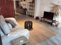 B&B Rotterdam - Lovely 2 Bedroom Serviced Apartment in Rotterdam - Bed and Breakfast Rotterdam