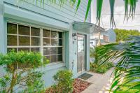 B&B New Smyrna Beach - Perfectly Located Beach Home with Garage STEPS from Flagler Avenue! Stroll to the Beach! - Bed and Breakfast New Smyrna Beach