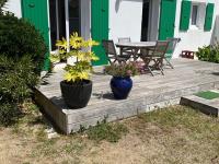 B&B La Couarde-sur-Mer - Maison La Couarde-sur-Mer, 3 pièces, 4 personnes - FR-1-434-35 - Bed and Breakfast La Couarde-sur-Mer