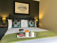 Deluxe Double Room with Shower