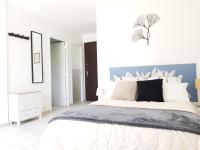 Studio au calme, proche commerces et plages - Bed and Breakfast Antibes