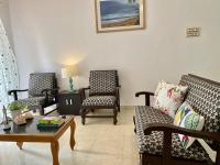 Apartment with Pool View 