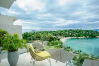 Villa 22 mit 4 Schlafzimmern, eigenem Bad, eigenem Infinity-Pool und Meerblick