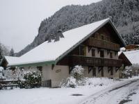 B&B Abondance - Spacious Ski Chalet In Traditional French Village, sleeps 8, Four Star with fibre broadband - Bed and Breakfast Abondance