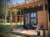 Makosieje Resort-bon turystyczny,20m od brzegu,ogrzewanie,wi-fi ,widok na jezioro - B&B Makosieje